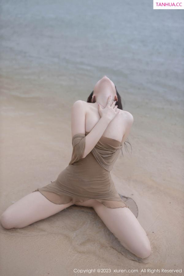 鱼子酱fish  [XiuRen]高清写真图 2023.08.25 No.7288 鱼子酱Fish 沙滩美腿第74张图片